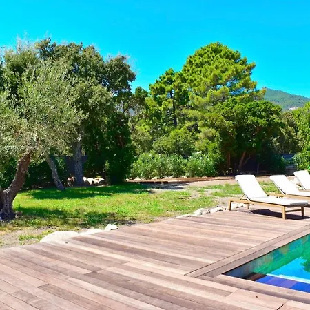 Rosa, 4chambres, Piscine , , 8 Personnes Villa *