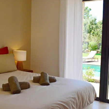 Rosa, 4chambres, Piscine , , 8 Personnes * Lecci