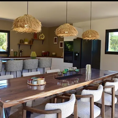 Rosa, 4chambres, Piscine , , 8 Personnes * Lecci