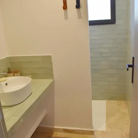 Villa Rosa, 4chambres, Piscine , , 8 Personnes *